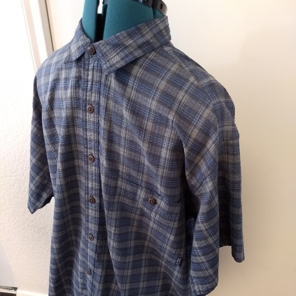 Patagonia Mens Blue Shirt Plaid Short Sleeve - Picture 2 of 7
